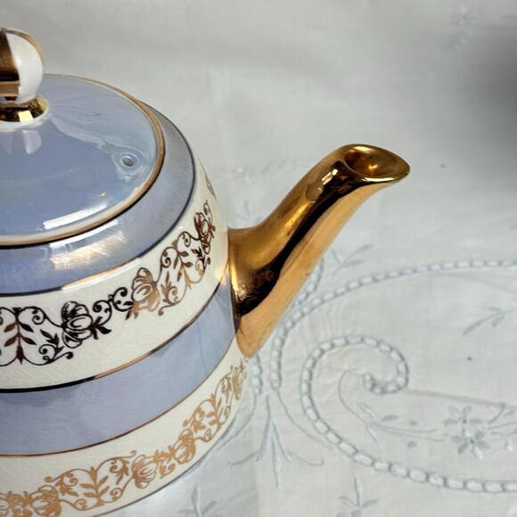 Vintage White Blue Gold Gibson  & Sons Teapot England‎ Tea Pot Beehive Shape - Picture 7 of 11